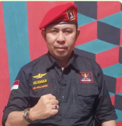 DPD Grib Jaya Lampung Menunggu Itikad Baik Ketua DPD AJOI Provinsi Lampung Untuk Meminta Maaf CuplikCom-DPD-Grib-Jaya-Provinsi-Lampung-Menunggu-Itikad-Baik-Ketua-DPD-AJOI-Provinsi-Lampung-Untuk-Meminta-Maaf -26062024203429-IMG-20240626-WA0011.jpg